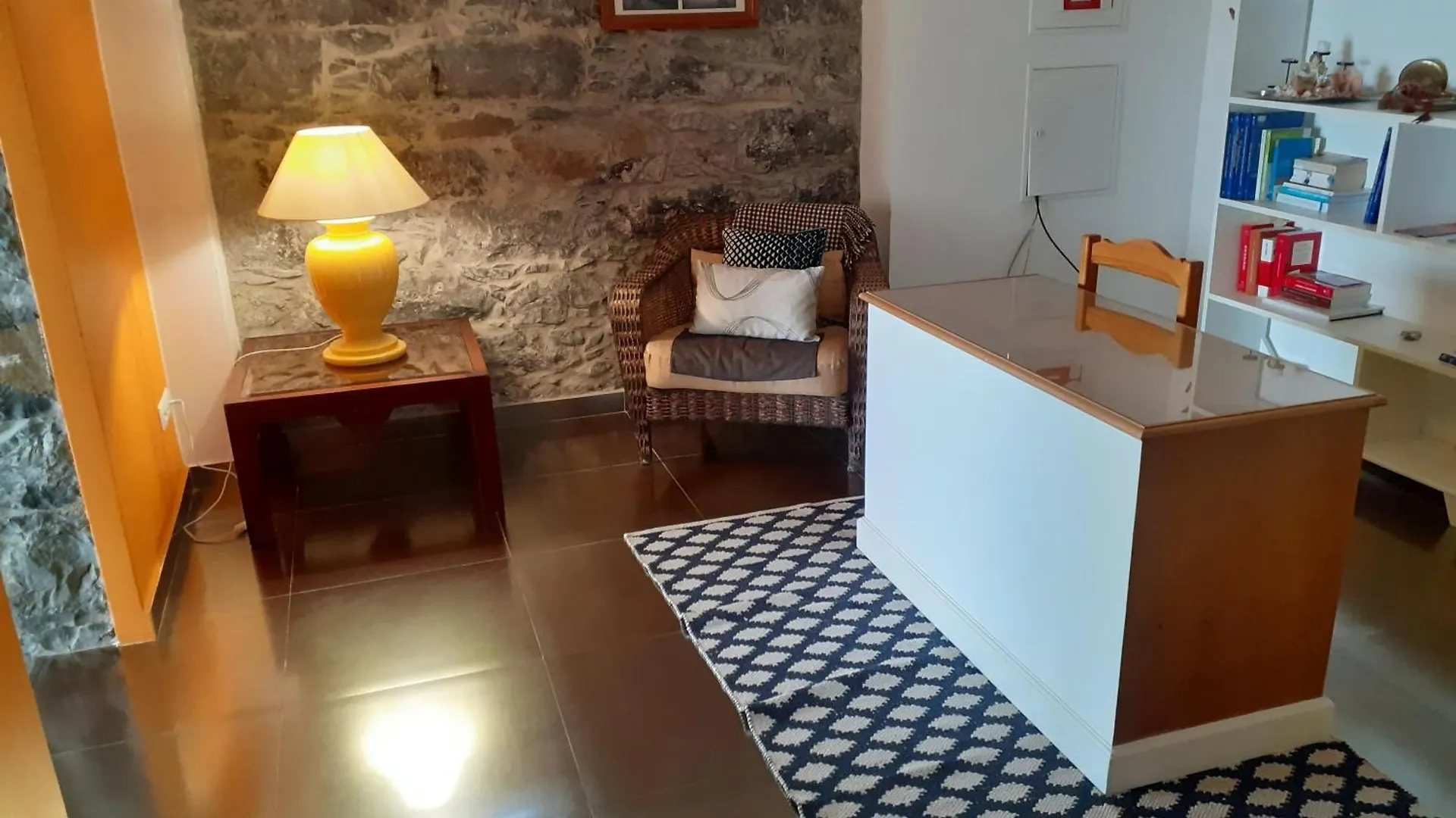 Contactos de Villa Calcada